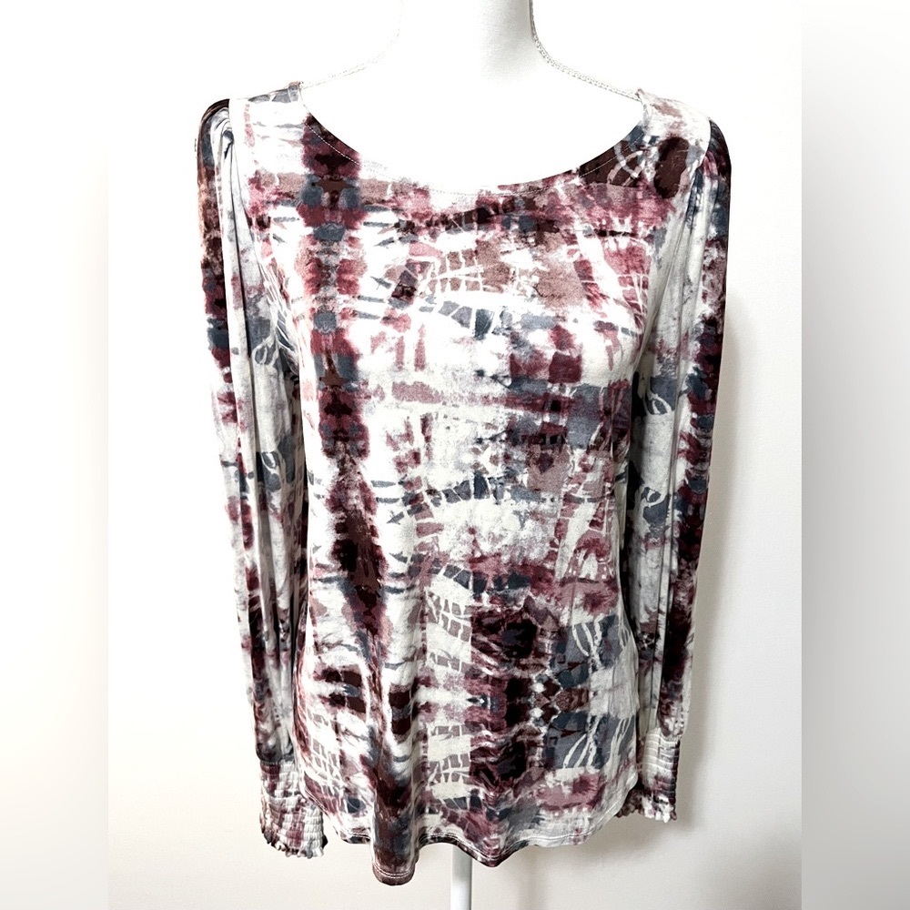 NWT Allison Joy EVEREVE Elana Top Smocked Cuff Puff Sleeve Size Medium